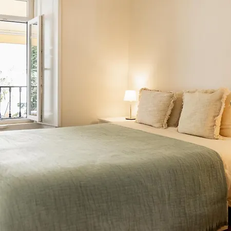 Sunny Patio * Lisboa